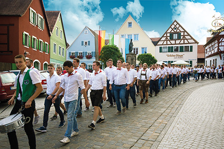 Unterstützung der Jugend Unterstützung der Jugend